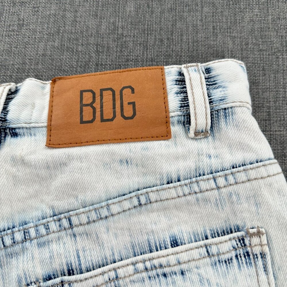 BDG Urban Outfitters High Rise Shorts Rolled Hem Acid Wash 25 Waist Cotton - Picture 10 of 11
